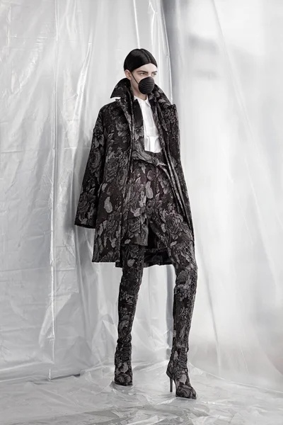 Look 26